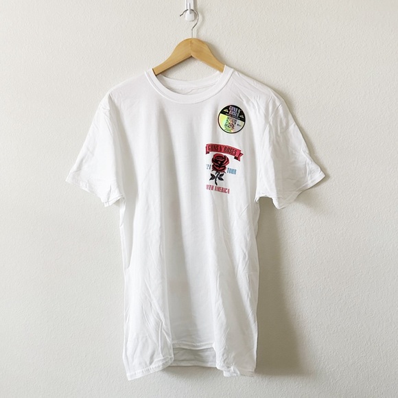 NEW Guns N’ Roses Graphic Tee - Picture 4 of 6